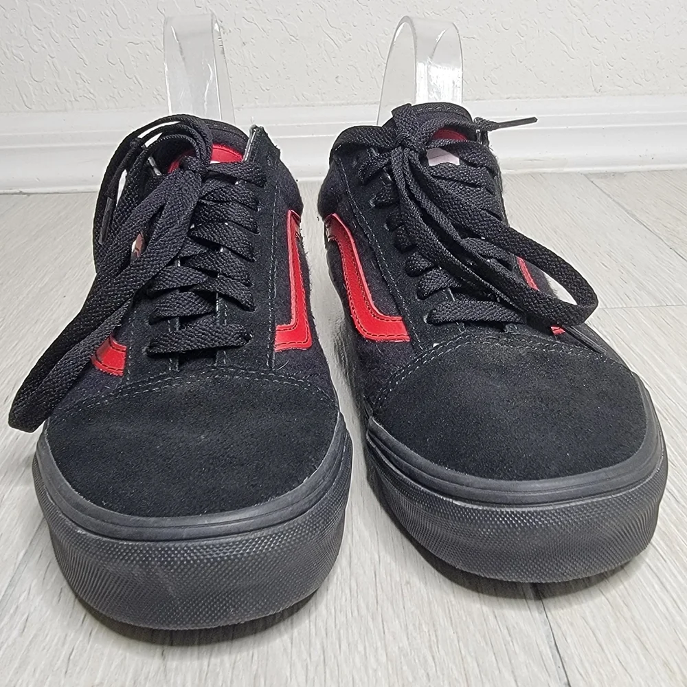 VANS OLD SKOOL X DISNEY MICKEY MOUSE Men's Sneaker 7.5.